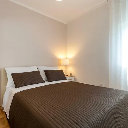 Happy Garden 아파트