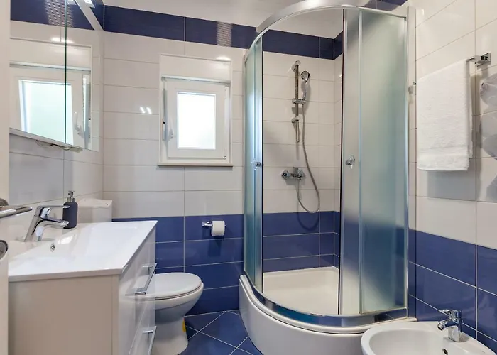 Apartment Happy Garden